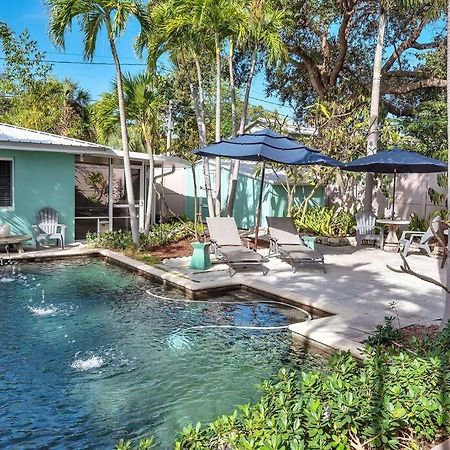 Art Deco Apt W Pool One Mile To Beach Pets Welcome Лейк Уърт Екстериор снимка